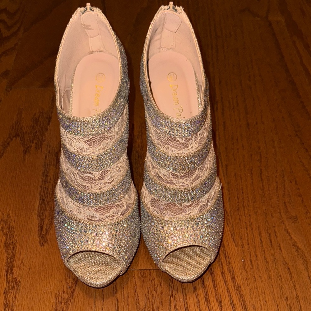 Elegant Glitter Peep-Toe Heels
